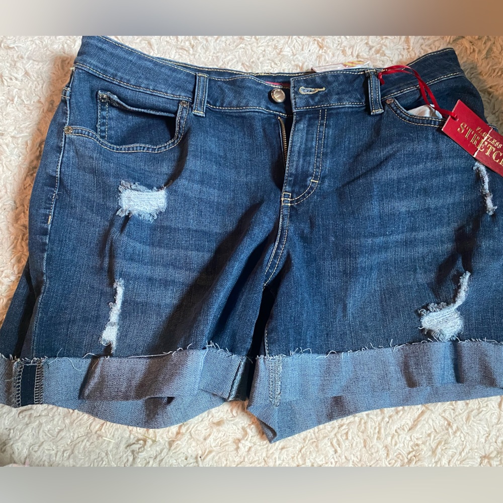 Jennifer Lopez Shorts